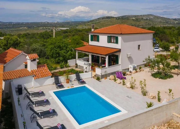 Villa Sunshine