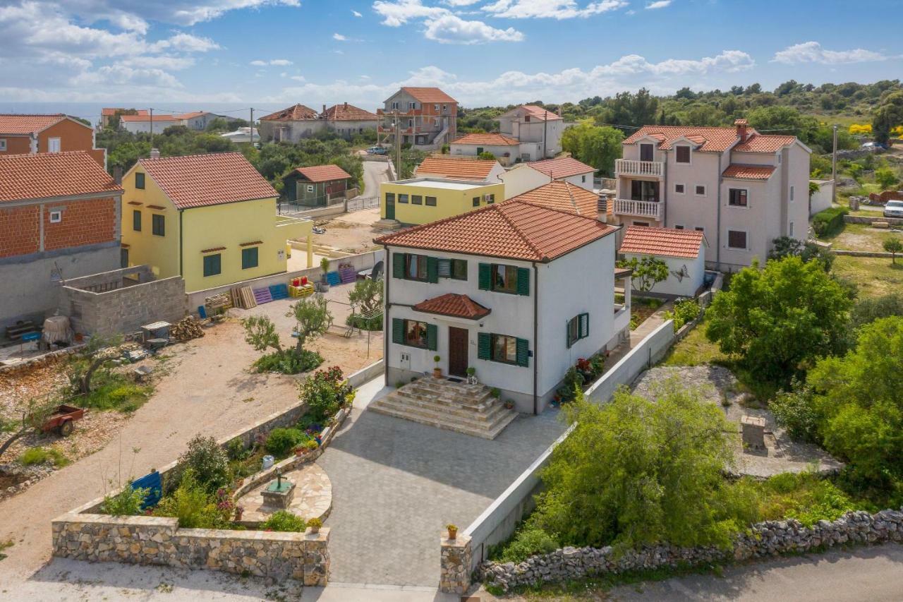 Villa Sunshine *